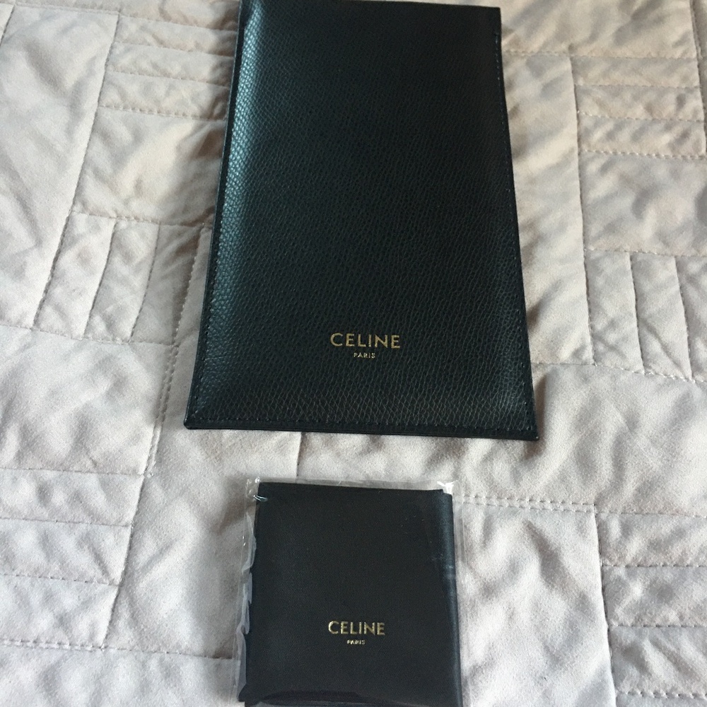 Celine Paris sunglasses sleeve w/new cleaning cloth bundle